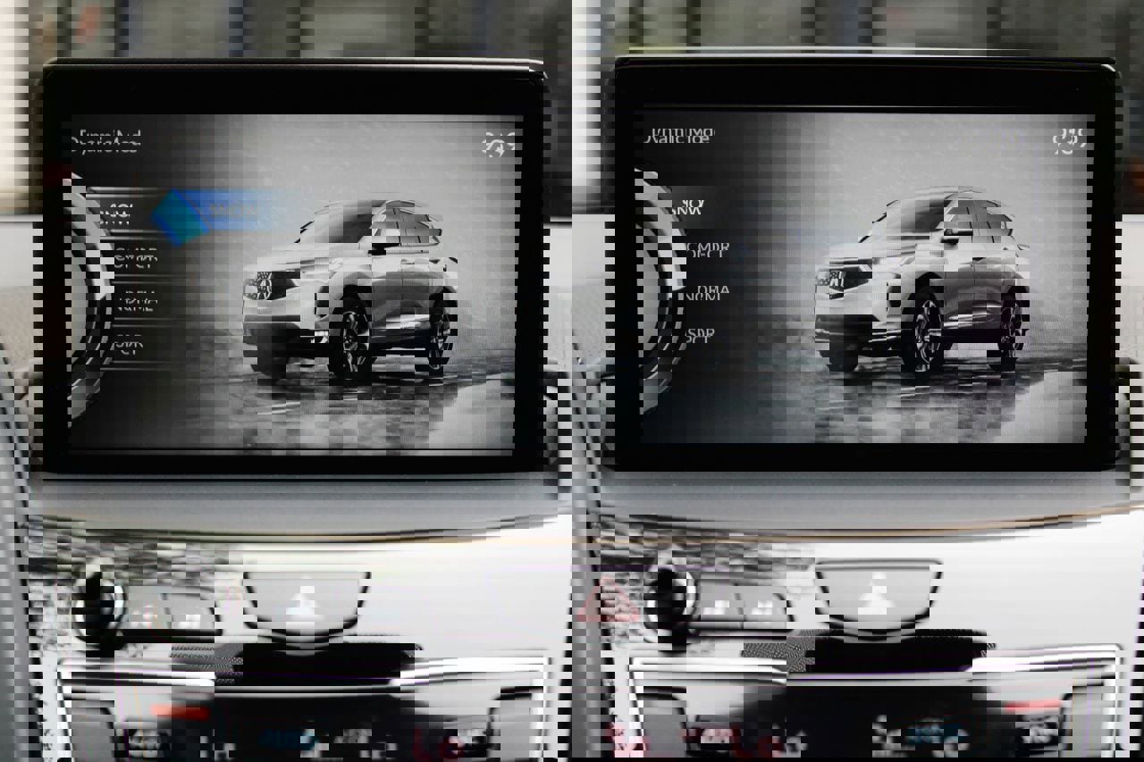 Used 2025 Acura RDX SH-AWD image 27