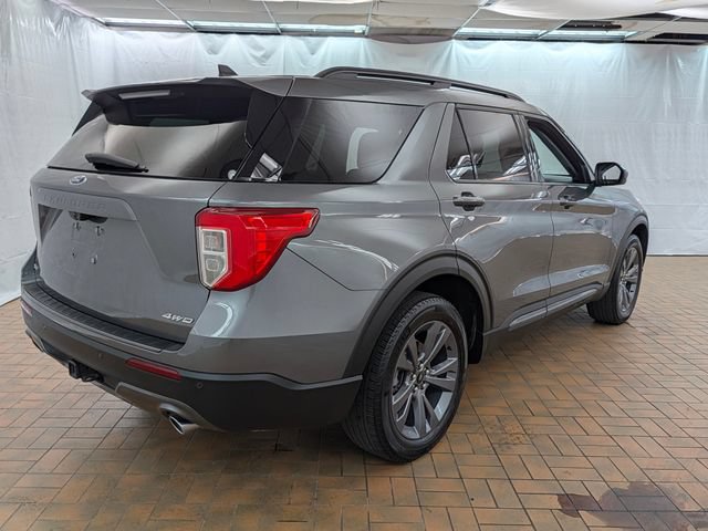 Certified 2023 Ford Explorer XLT w/ Equipment Group 202A AWD/4WD image 5
