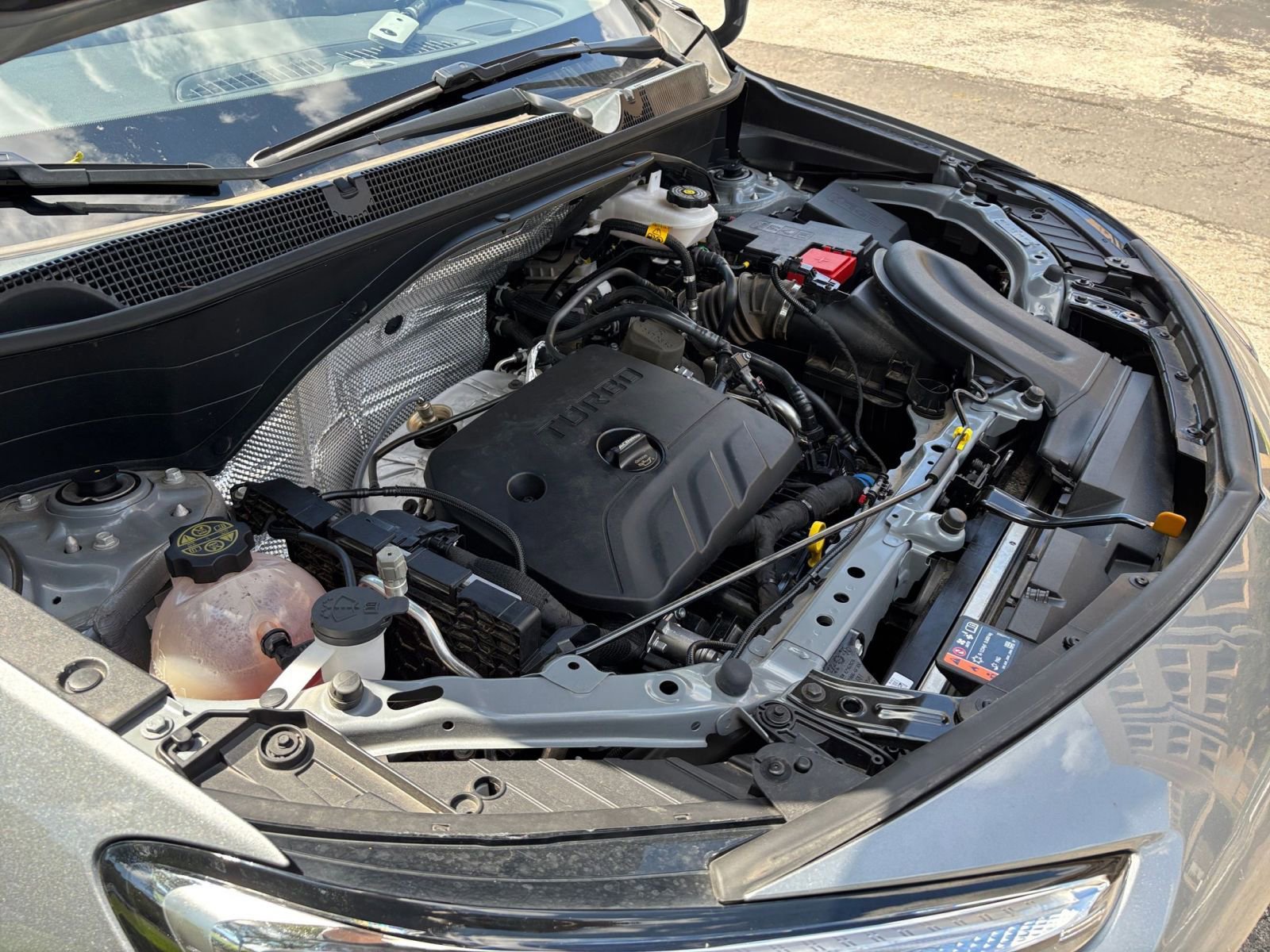 Used 2025 Buick Encore GX Preferred FWD image 27