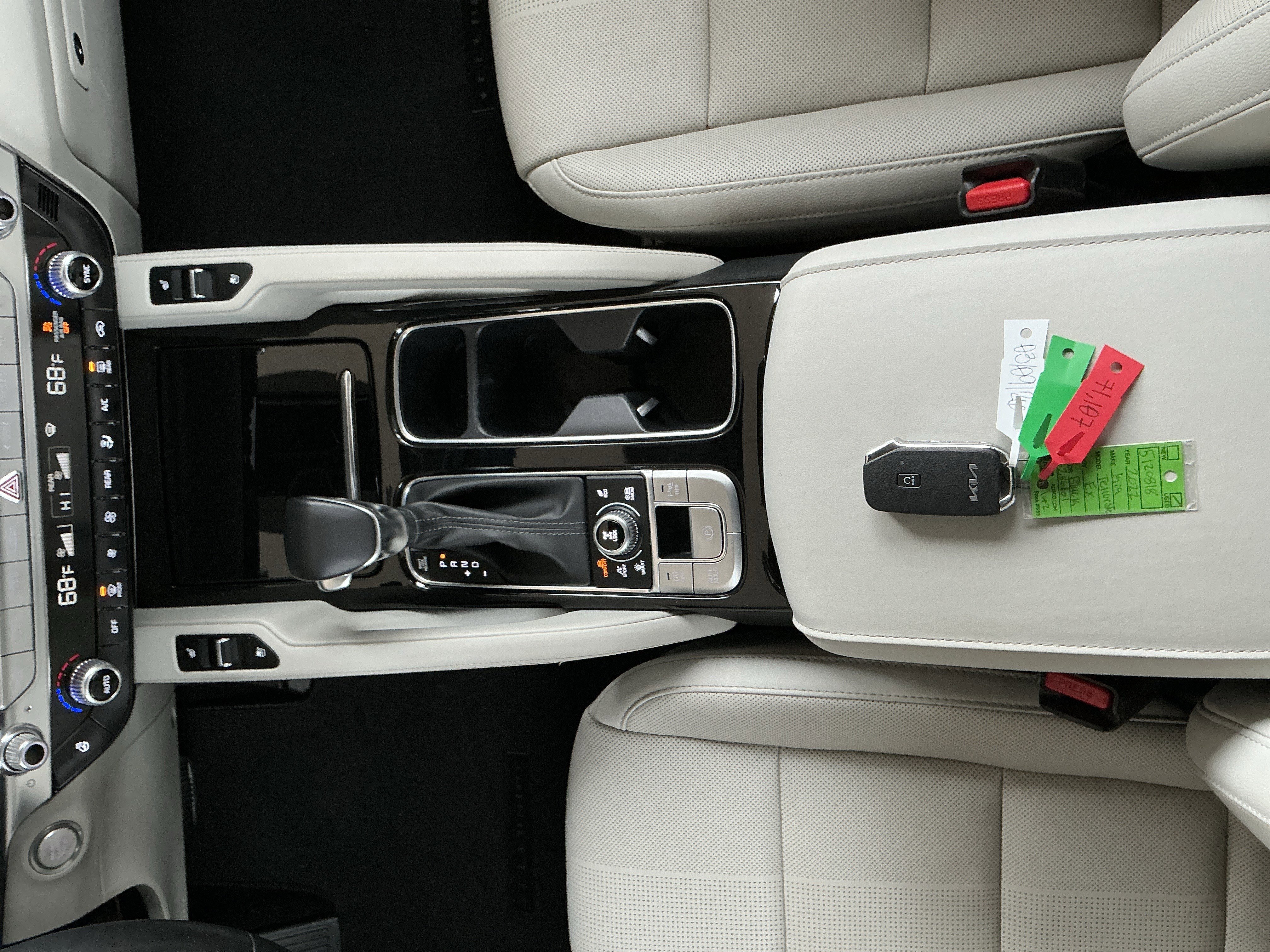 Used 2022 Kia Telluride EX w/ EX Premium Package image 11