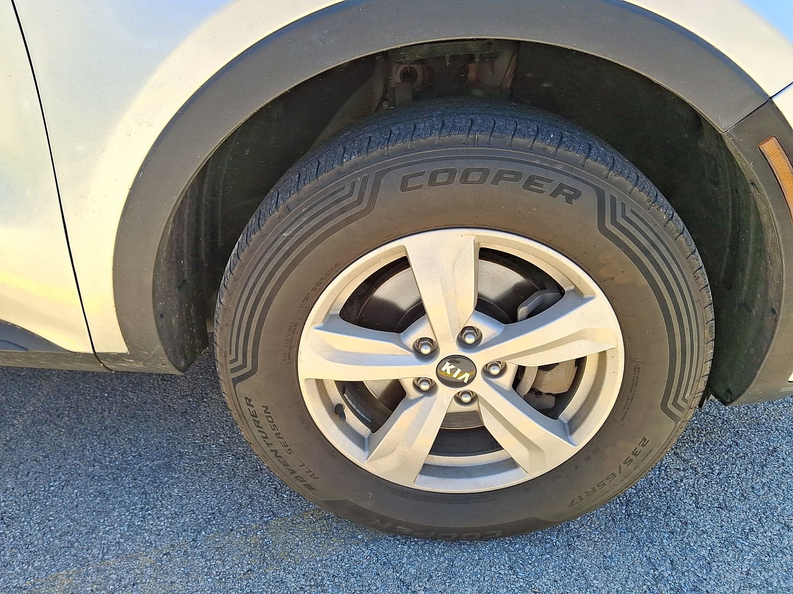 Used 2021 Kia Sorento LX AWD/4WD image 10