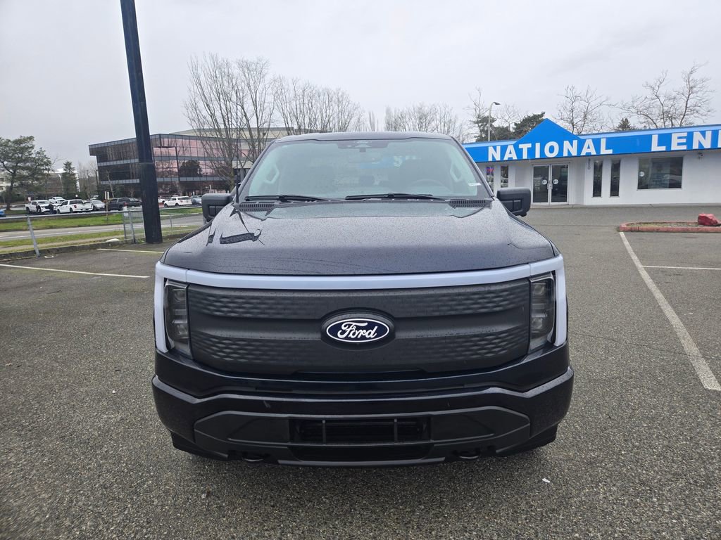 Used 2025 Ford F150 Lightning XLT image 2