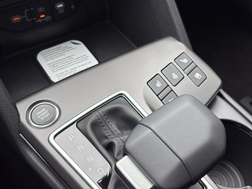 New 2026 Kia Sportage SX FWD image 24