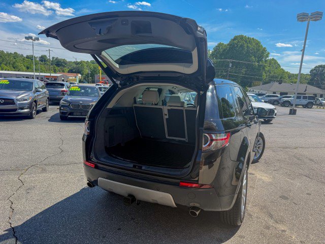 Used 2016 Land Rover Discovery Sport HSE AWD/4WD image 14