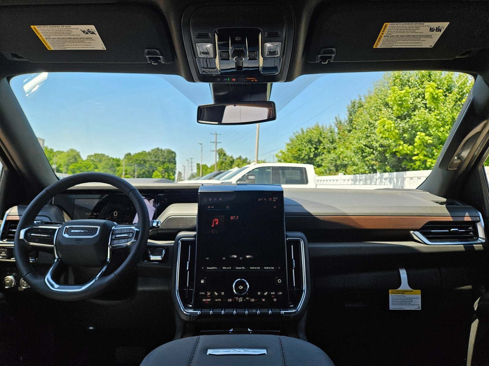 New 2026 GMC Yukon Denali AWD/4WD image 26