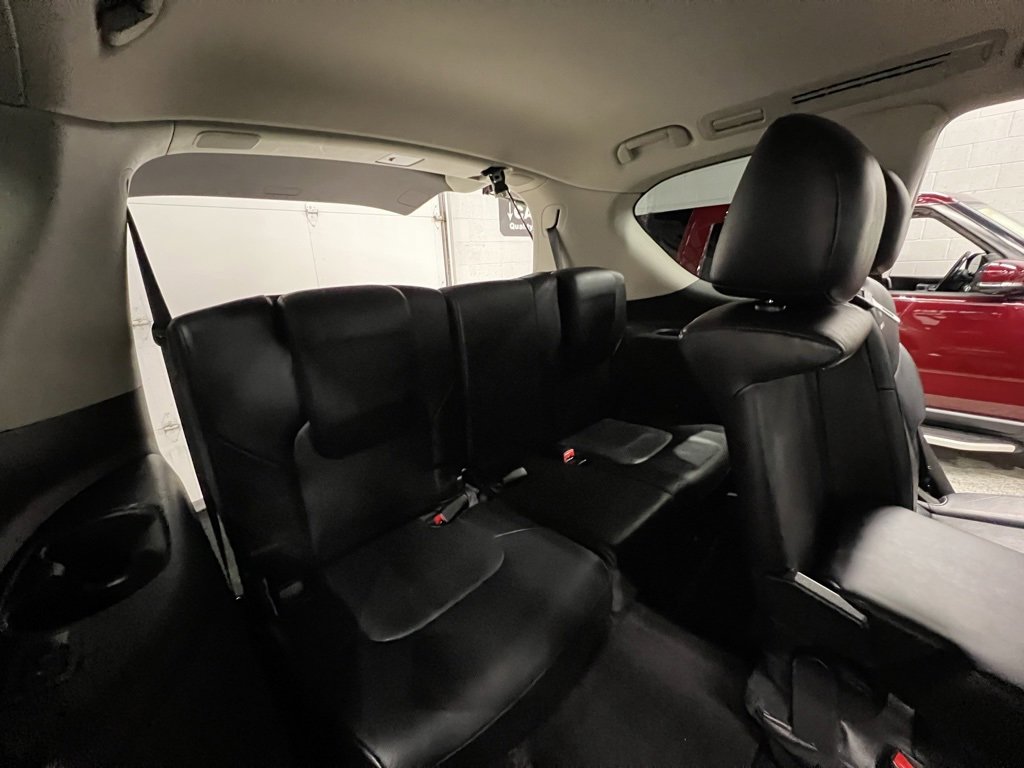 Used 2011 INFINITI QX56 4WD w/ Theater Pkg image 31