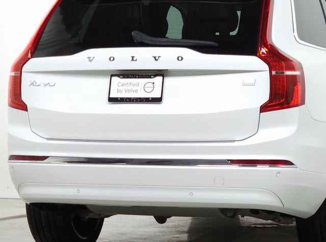 Used 2023 Volvo XC90 T8 Ultimate w/ Lounge Package image 10