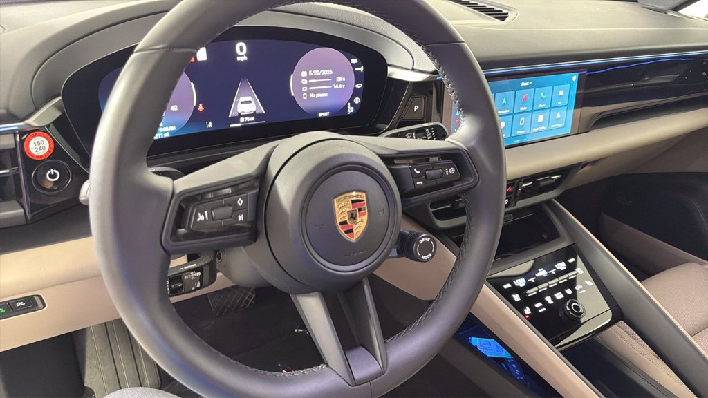 Used 2025 Porsche Macan Electric w/ Premium Package RWD image 25