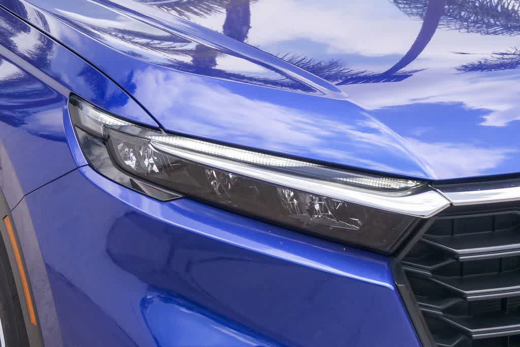 Used 2024 Honda CR-V LX image 4