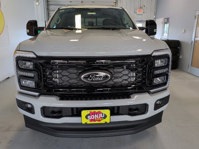New 2026 Ford F350 Lariat w/ Black Appearance Package AWD/4WD image 6