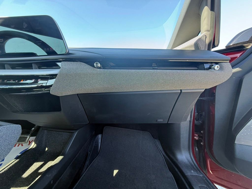 Certified 2025 Cadillac Optiq Sport 2 w/ LPO, Floor Liner Package image 29