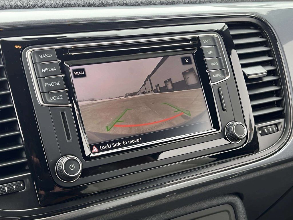 Used 2017 Volkswagen Beetle 1.8T Classic image 24