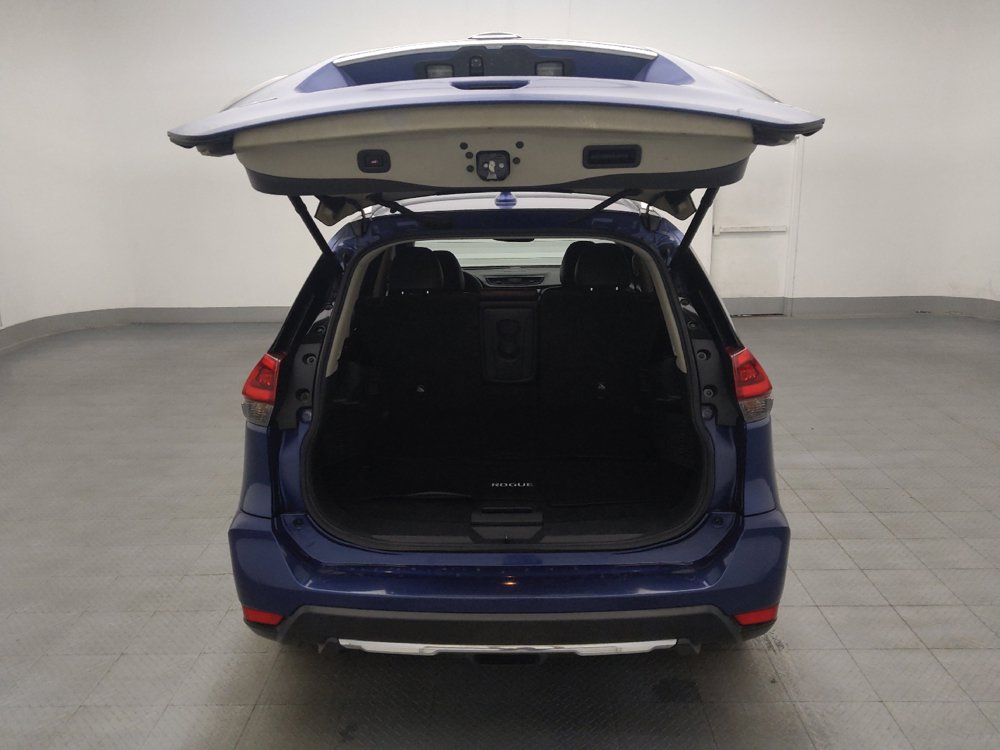Used 2018 Nissan Rogue SL FWD image 29