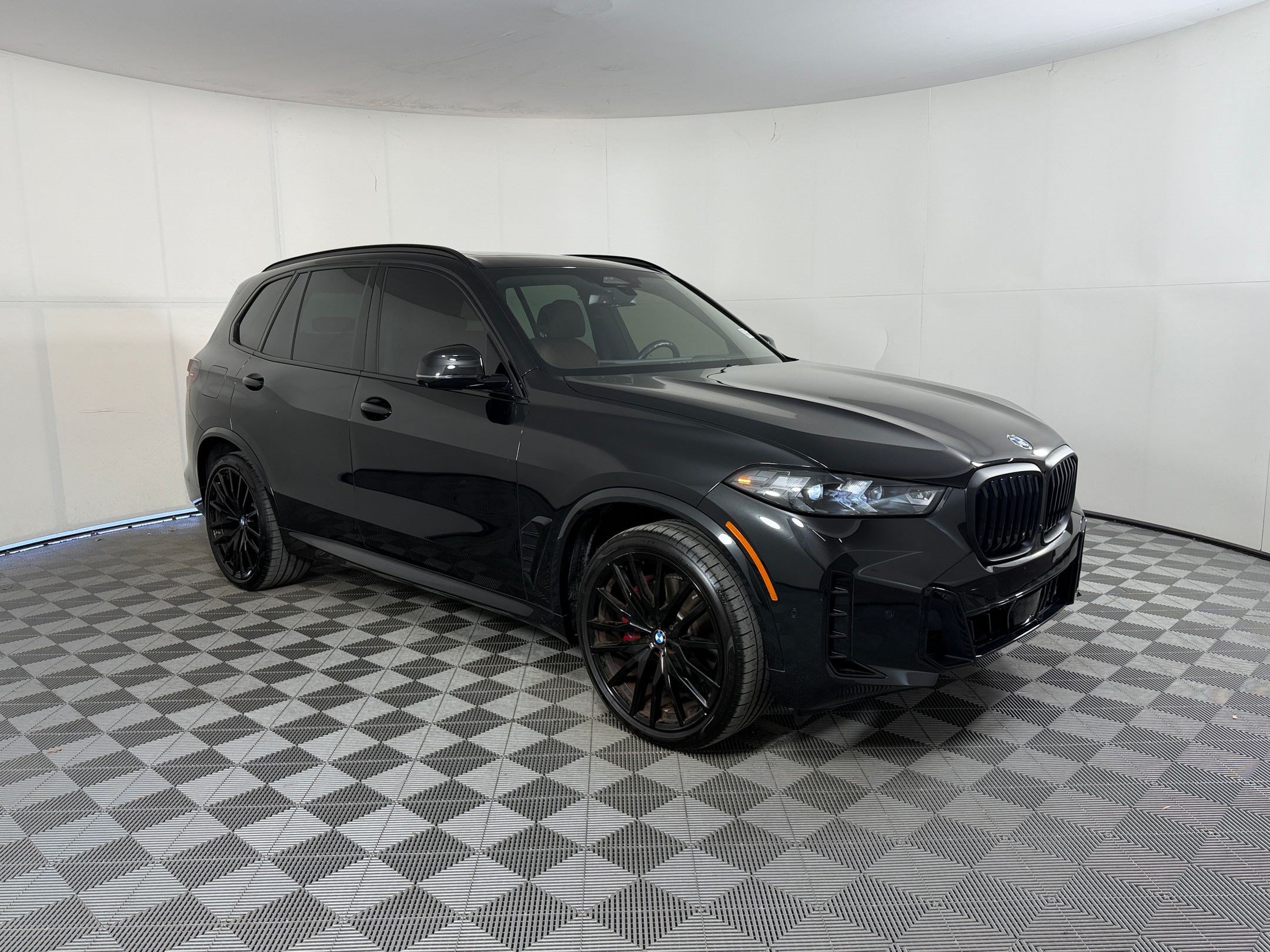 Certified 2024 BMW X5 sDrive40i w/ M Sport Package RWD image 7