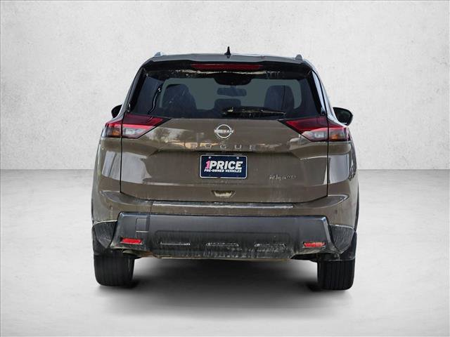Used 2024 Nissan Rogue SL w/ SL Premium Package image 6