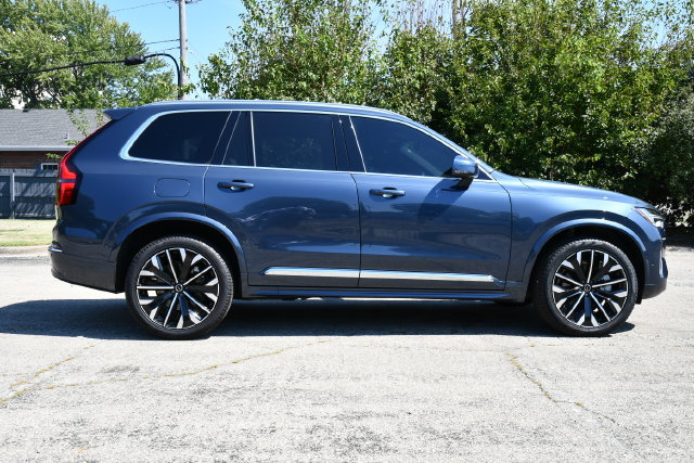 New 2026 Volvo XC90 B6 Plus w/ Protection Package Premier AWD/4WD image 8