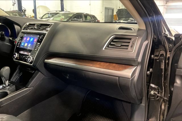 Used 2018 Subaru Outback 2.5i Limited AWD/4WD image 16