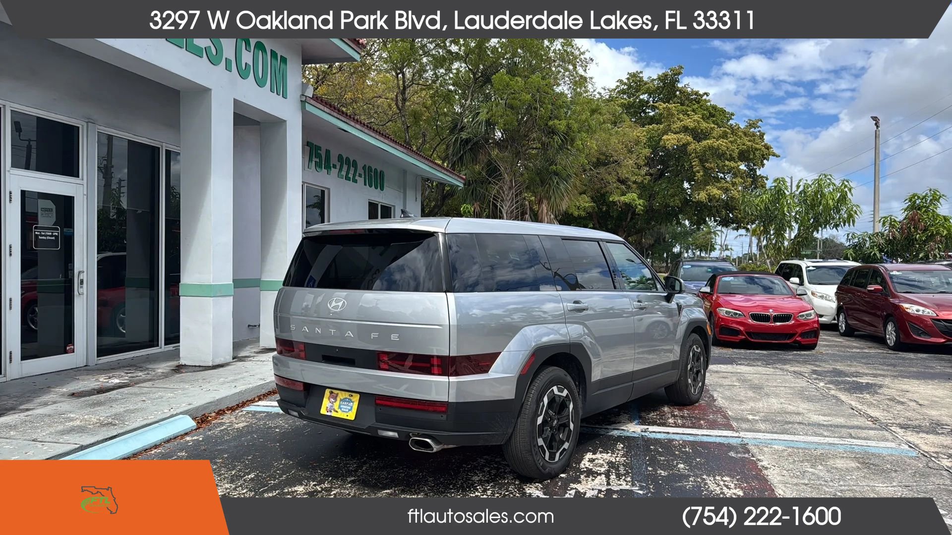 Used 2025 Hyundai Santa Fe SE FWD image 8