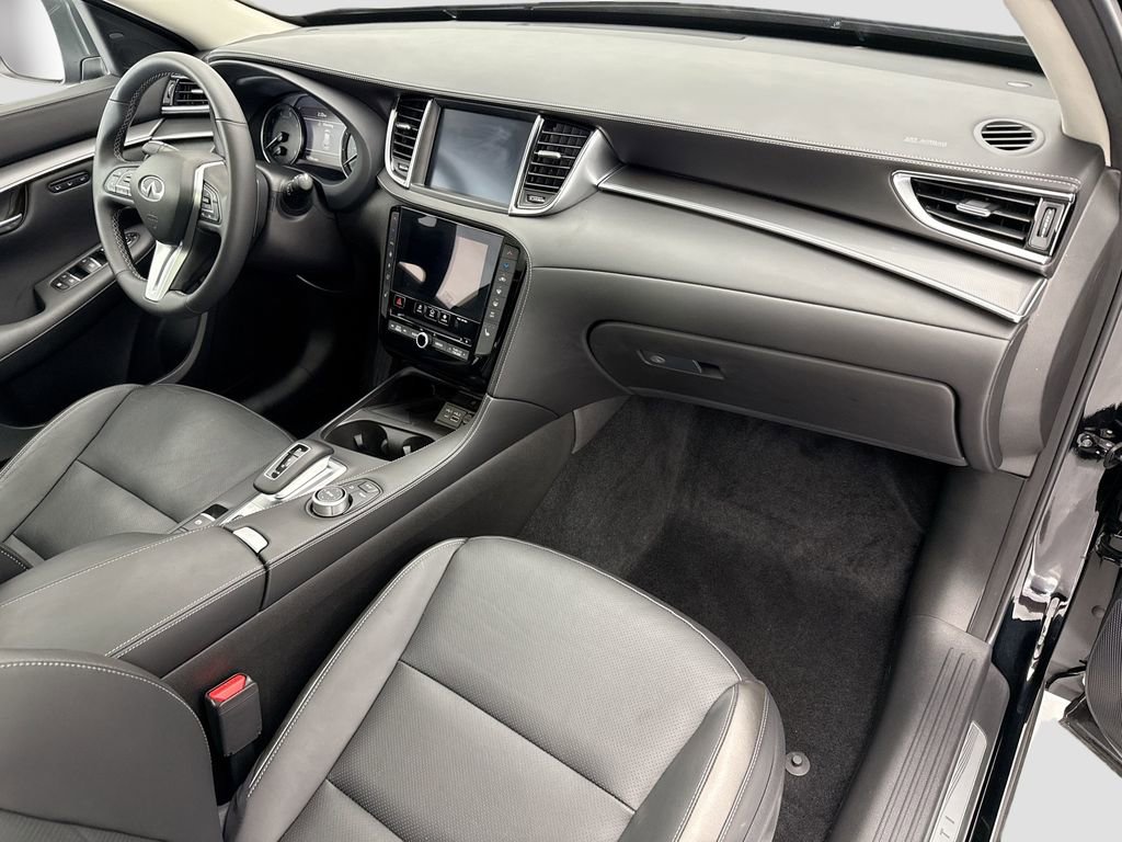 Used 2025 INFINITI QX50 Luxe AWD/4WD image 15