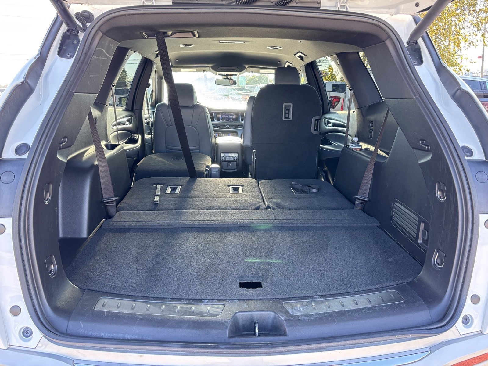 Used 2022 Buick Enclave Essence w/ LPO, Cargo Package image 22