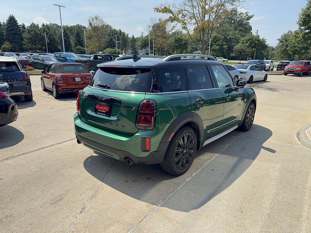 Used 2024 MINI Cooper Countryman S w/ Premium Package AWD/4WD image 4