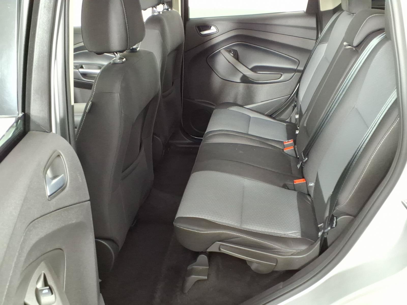 Used 2017 Ford Escape SE FWD image 15