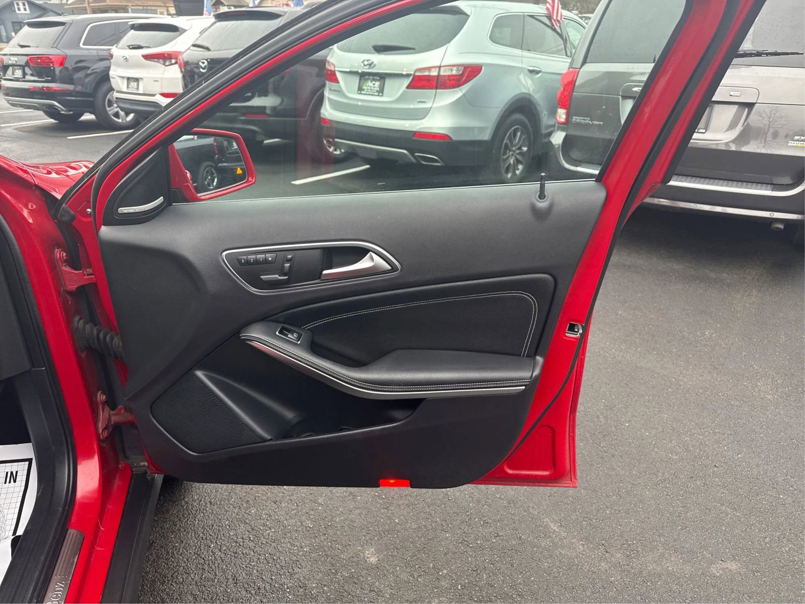 Used 2015 Mercedes-Benz GLA 250 4MATIC w/ Premium Package image 21