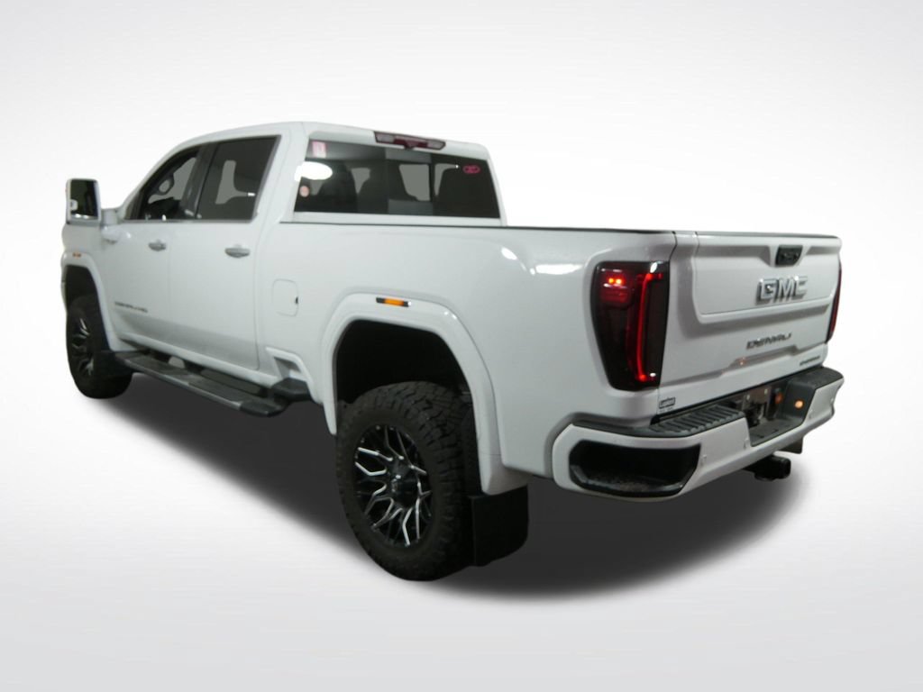 Used 2023 GMC Sierra 3500 Denali w/ Technology Package AWD/4WD image 6
