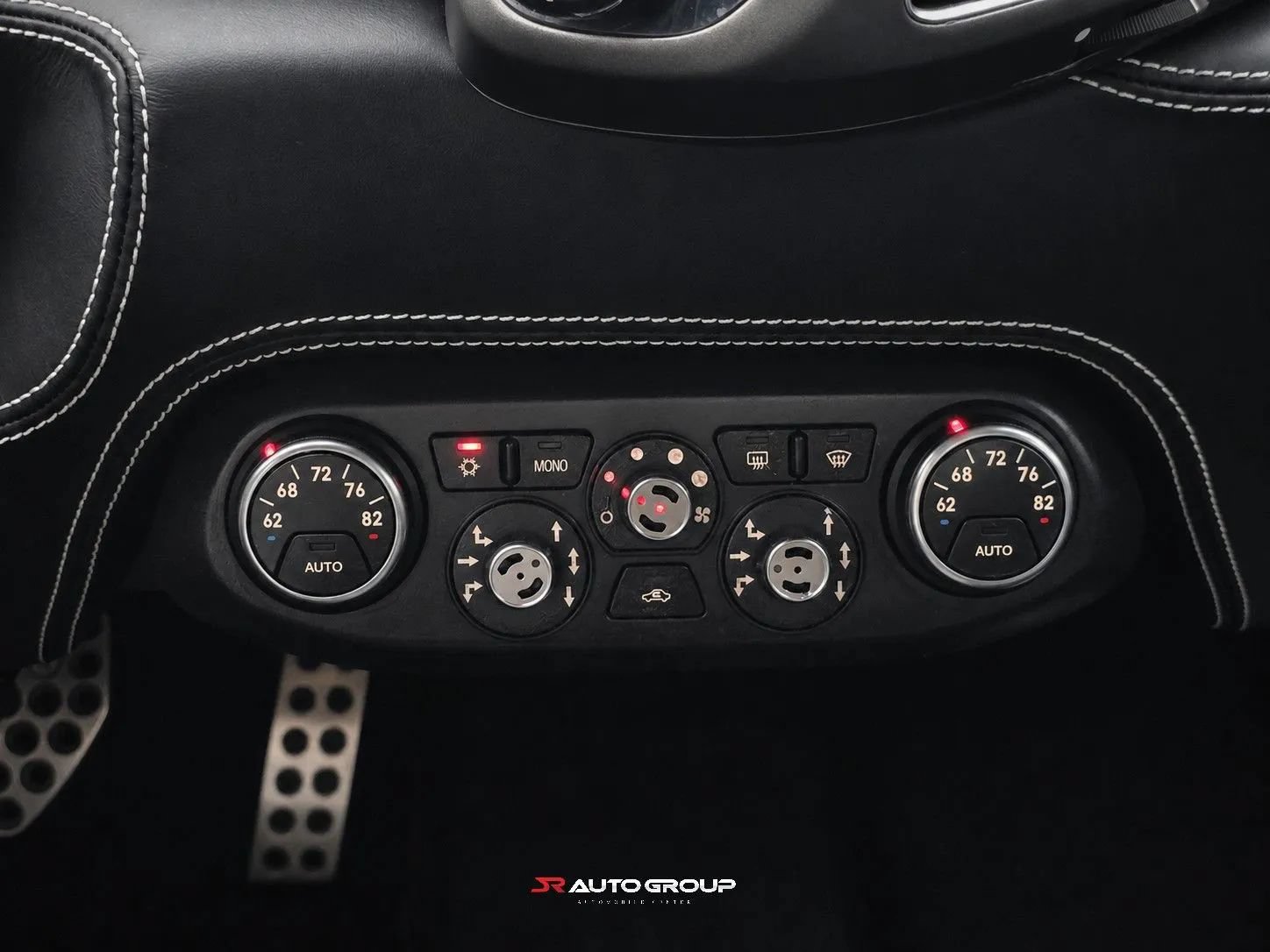 Used 2015 Ferrari 458 Italia Coupe RWD image 44