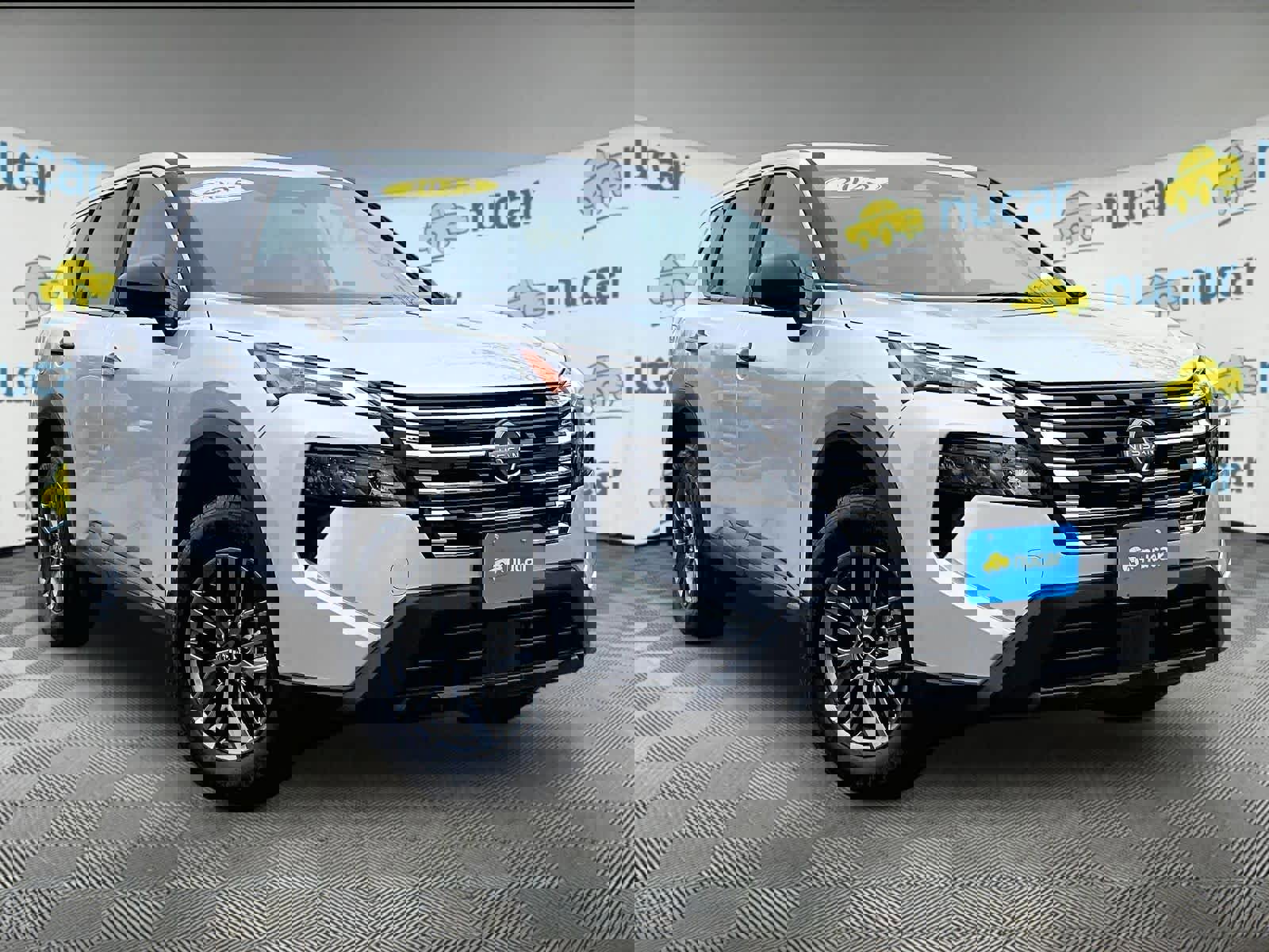 Used 2025 Nissan Rogue S image 1