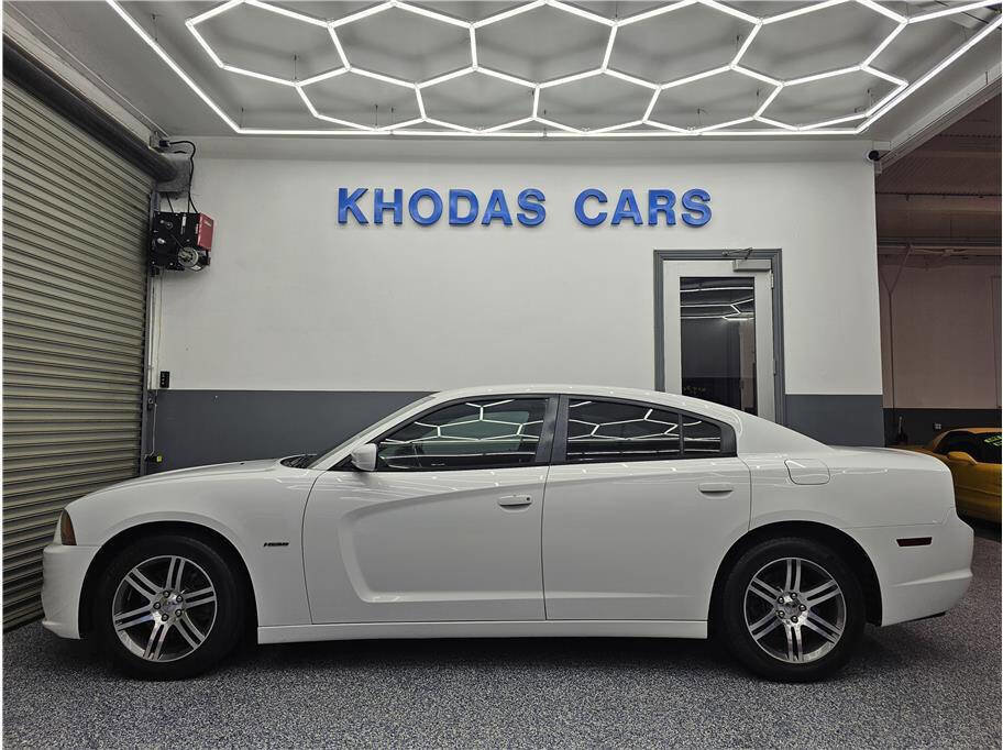 Used 2014 Dodge Charger R/T image 1