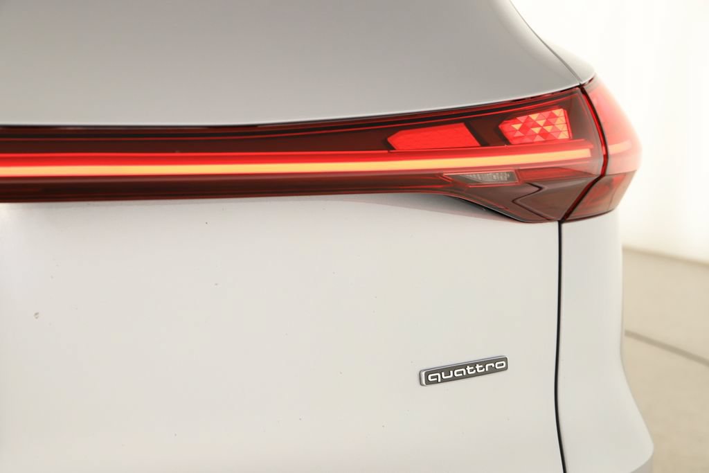 Certified 2025 Audi Q5 Prestige AWD/4WD image 30