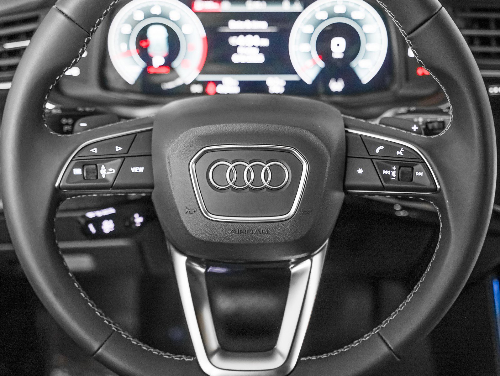 New 2025 Audi Q8 Premium Plus image 15