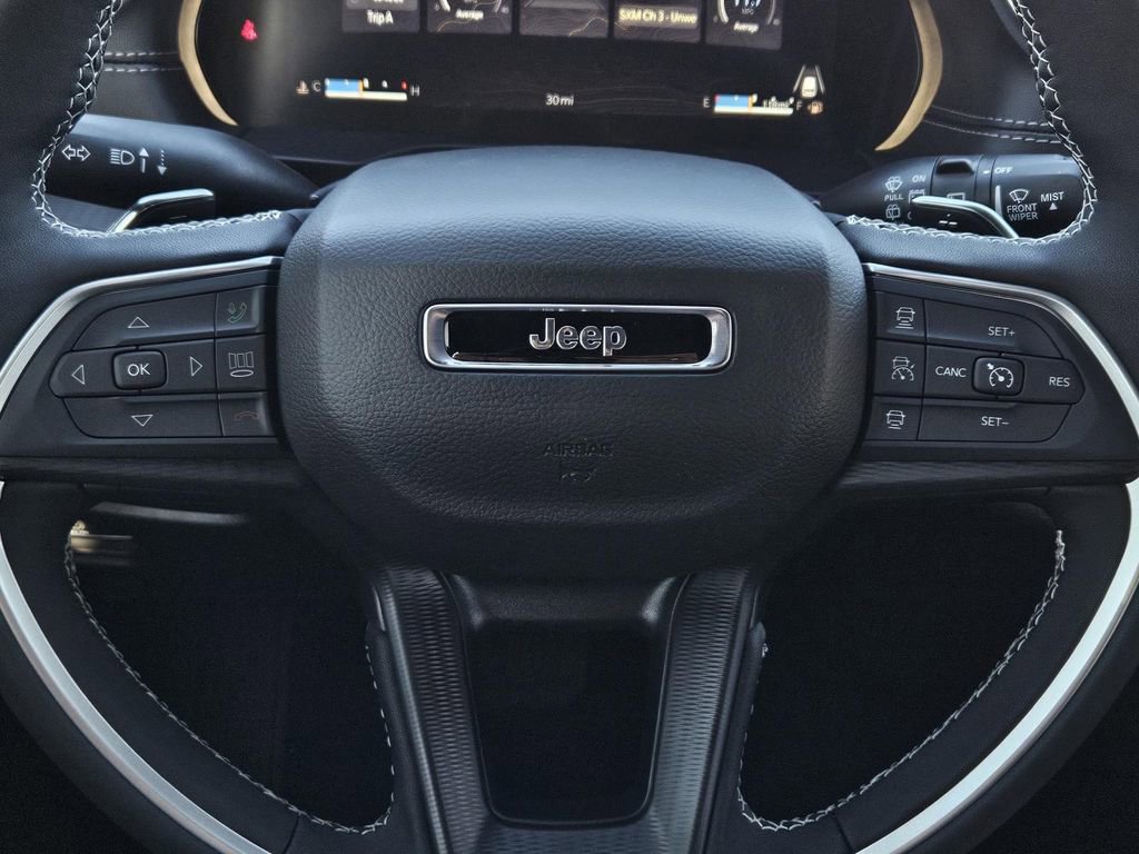 New 2025 Jeep Grand Cherokee Altitude image 26