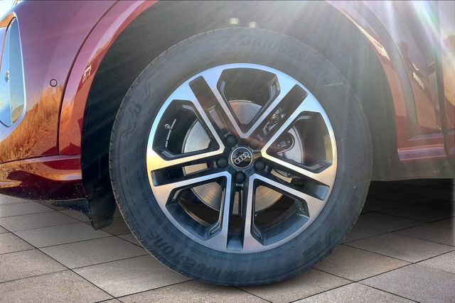 New 2025 Audi Q5 Premium image 11