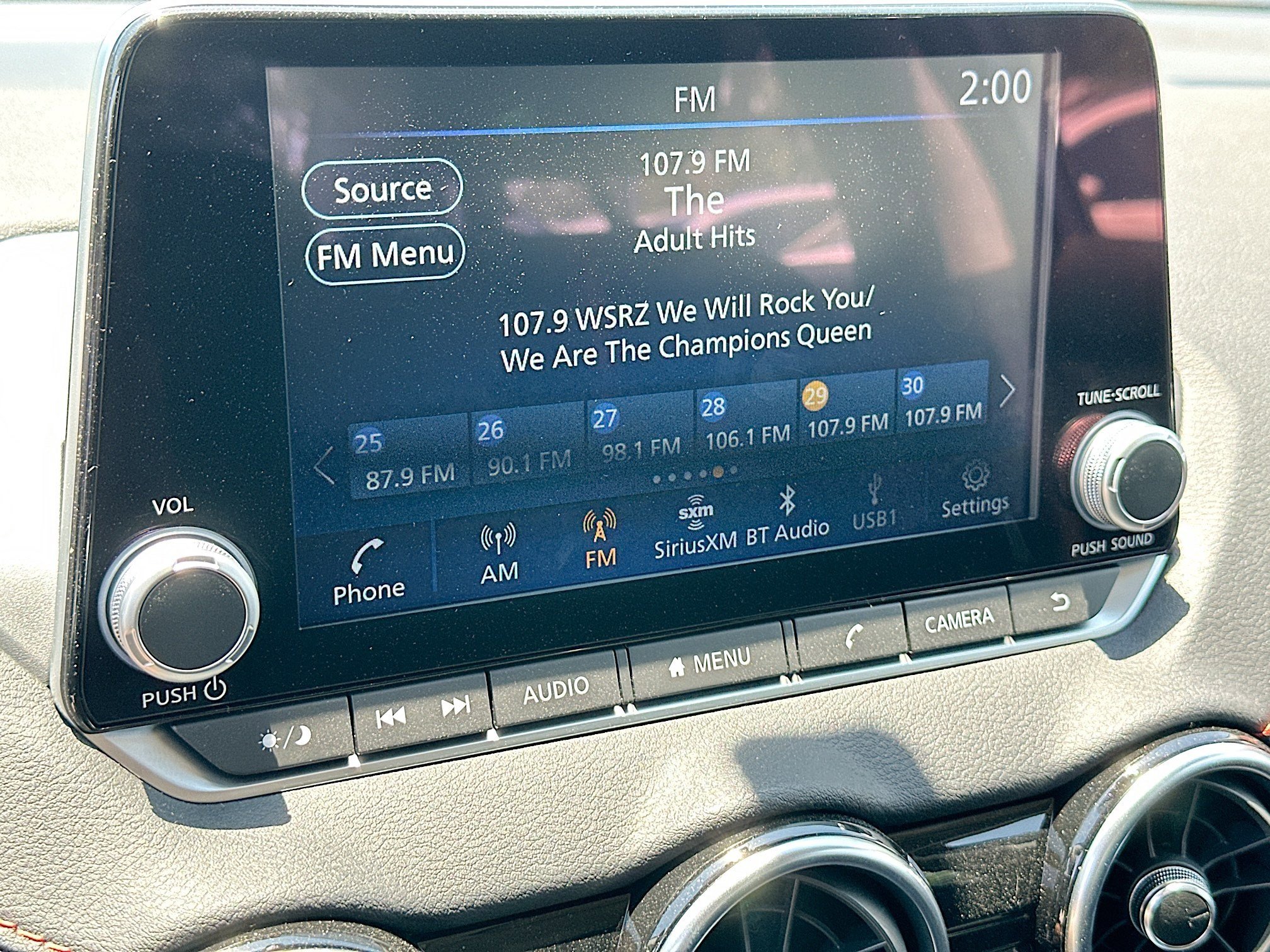 New 2025 Nissan Sentra SR w/ Midnight Edition image 9