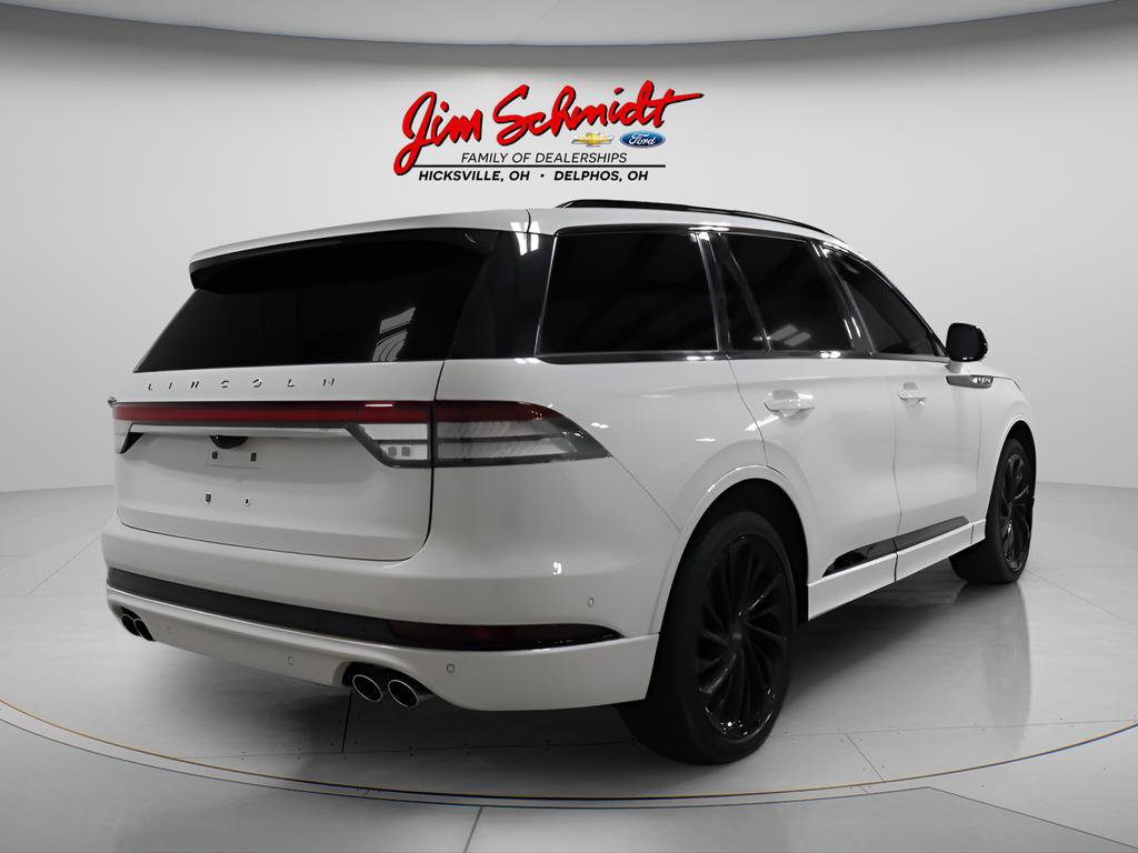 Used 2024 Lincoln Aviator Reserve w/ Equipment Group 201A image 4