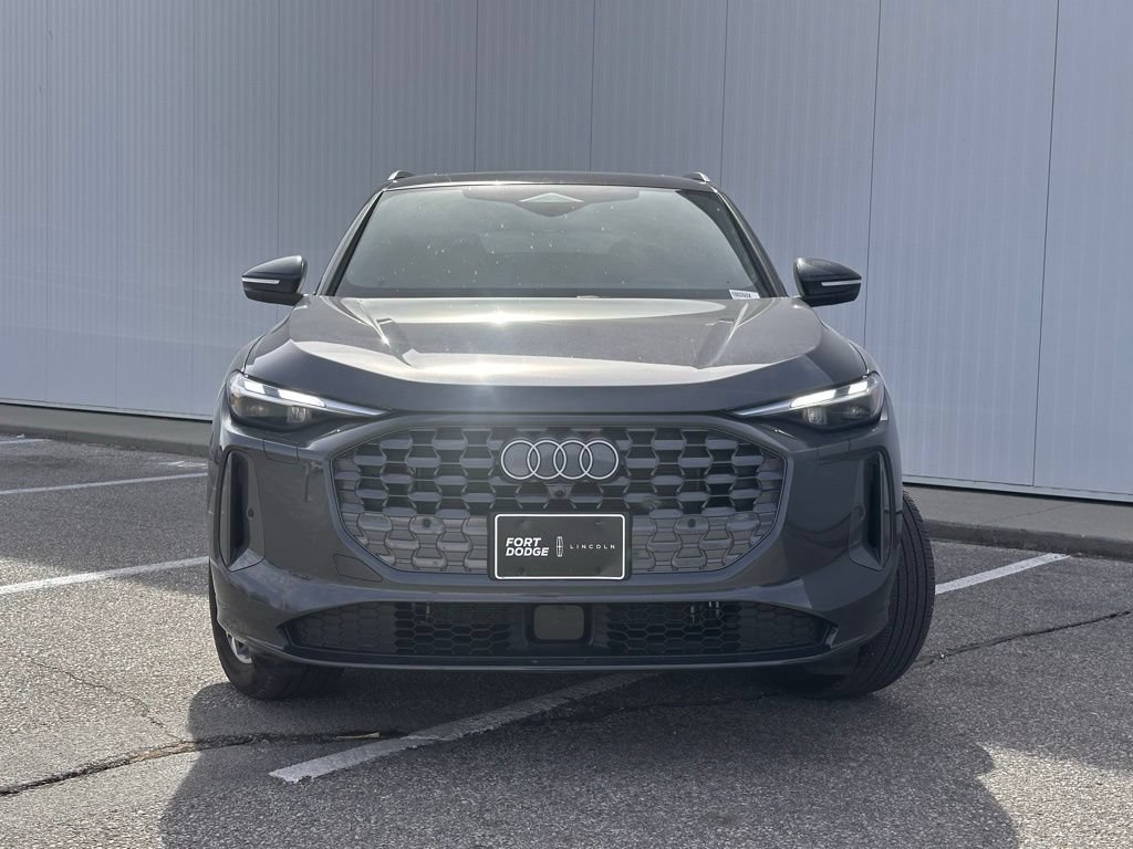 Used 2025 Audi Q5 Premium AWD/4WD image 9