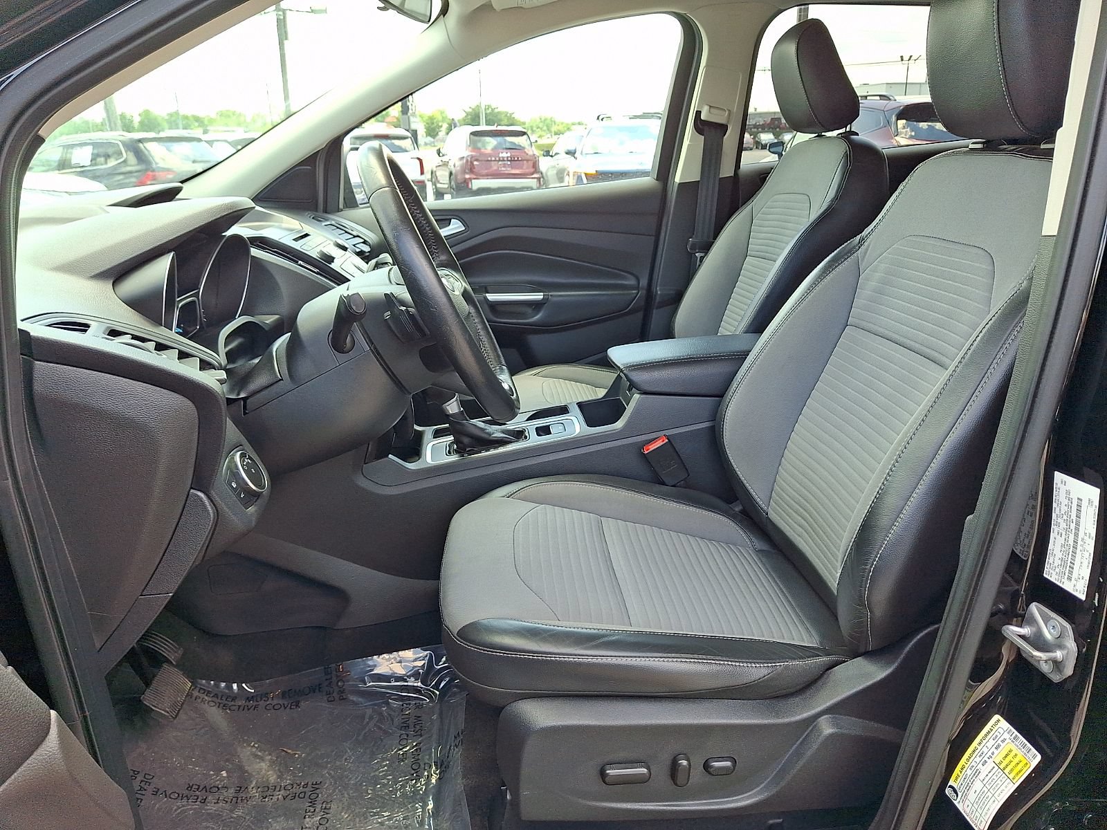 Used 2018 Ford Escape SE w/ SE Sport Appearance Package FWD image 14