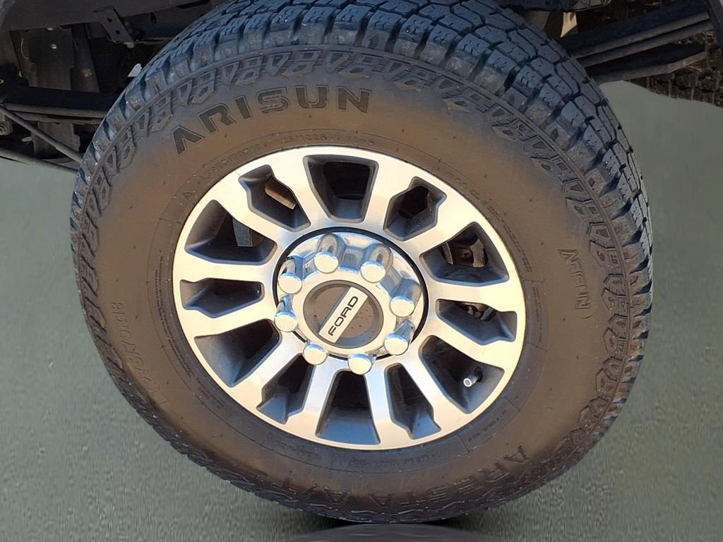 Used 2020 Ford F250 Lariat w/ Lariat Ultimate Package image 28