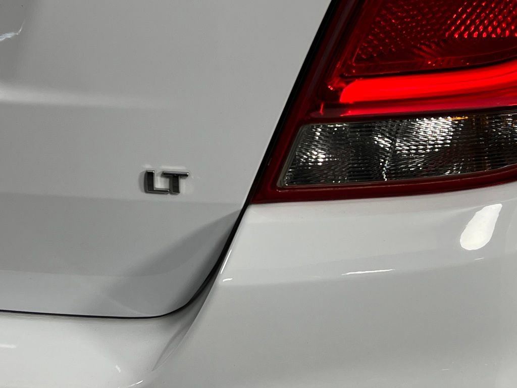 Used 2020 Chevrolet Trax LT image 39