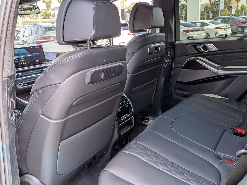 New 2026 BMW X5 xDrive50e image 30
