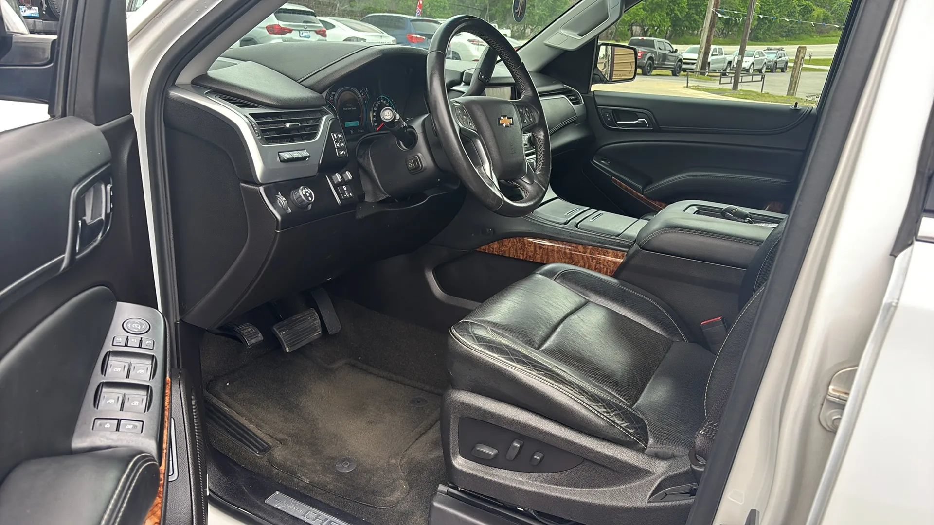 Used 2017 Chevrolet Tahoe Premier RWD image 7