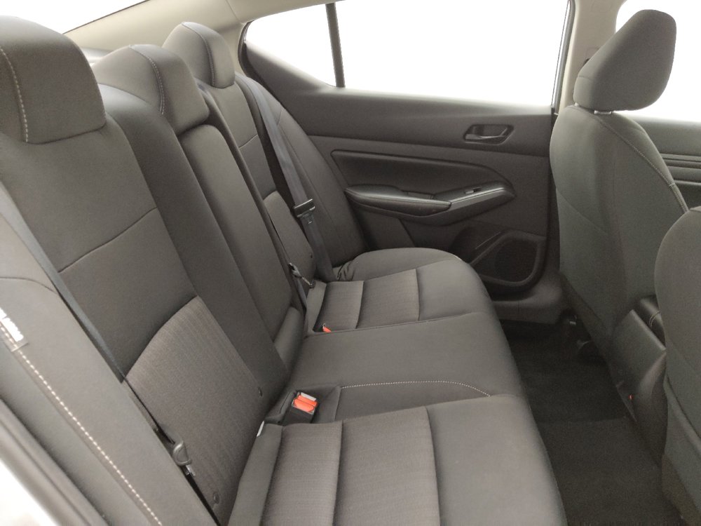 Used 2024 Nissan Altima 2.5 SV image 19