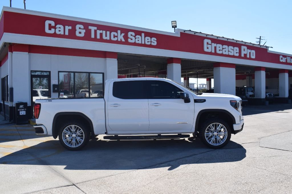 Used 2023 GMC Sierra 1500 Elevation w/ Elevation Premium Package image 3