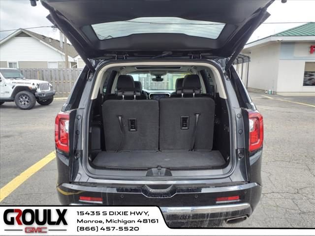 Used 2021 GMC Acadia Denali w/ Denali Ultimate Package image 9