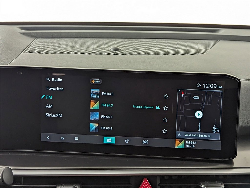 New 2025 Kia Sorento S w/ Panoramic Sunroof Package image 19