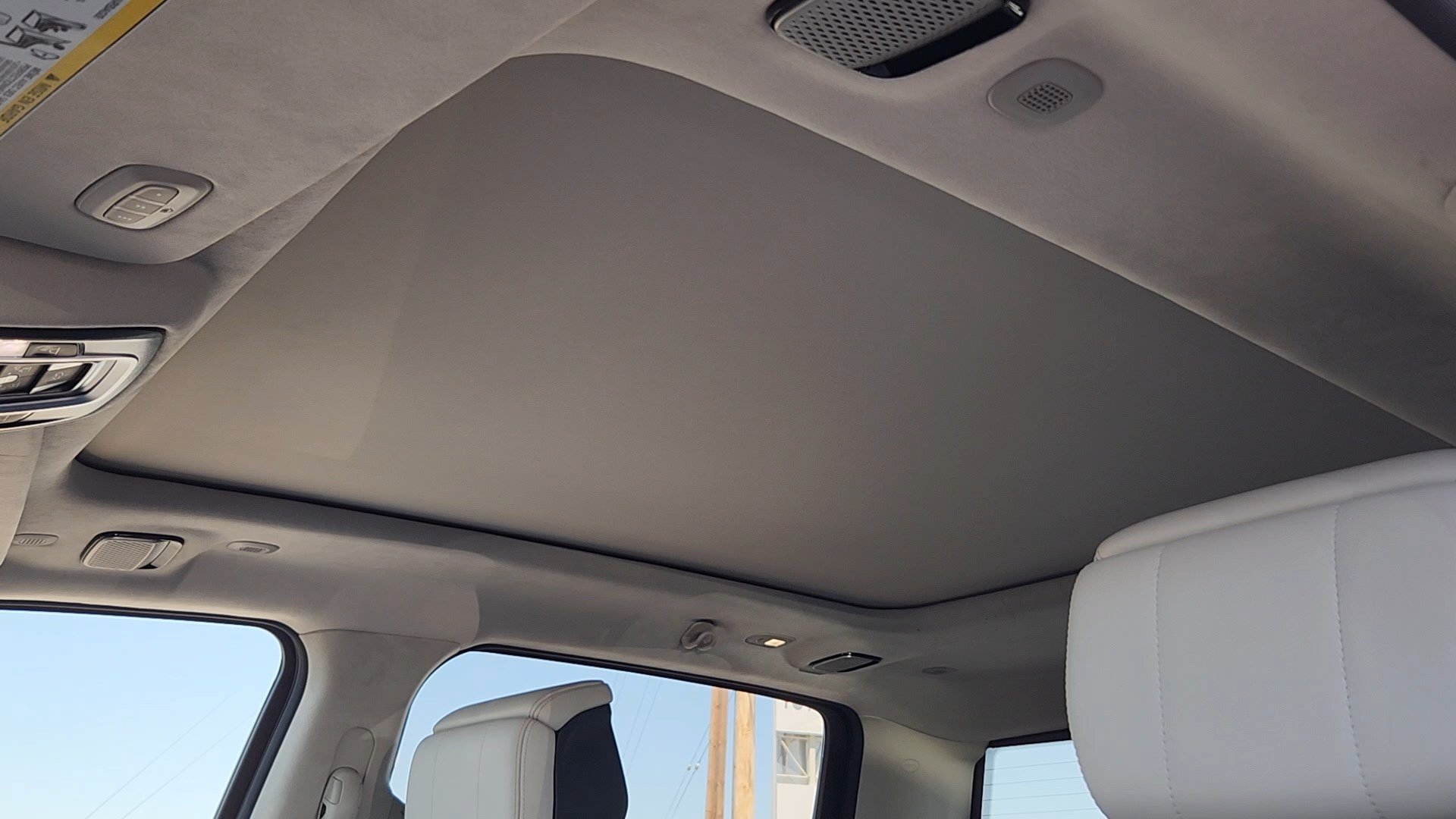 Used 2025 RAM 1500 Tungsten AWD/4WD image 10