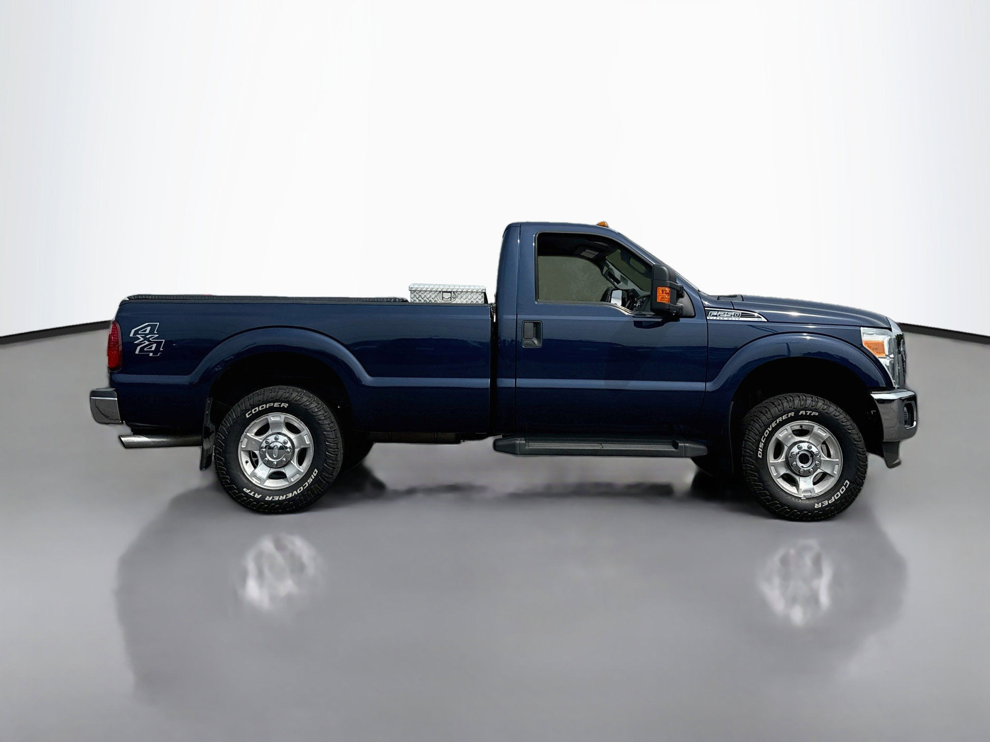 Used 2011 Ford F250 XLT w/ XLT Interior Pkg AWD/4WD image 8