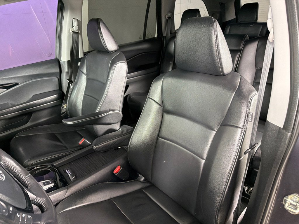 Used 2018 Honda Pilot Touring image 13
